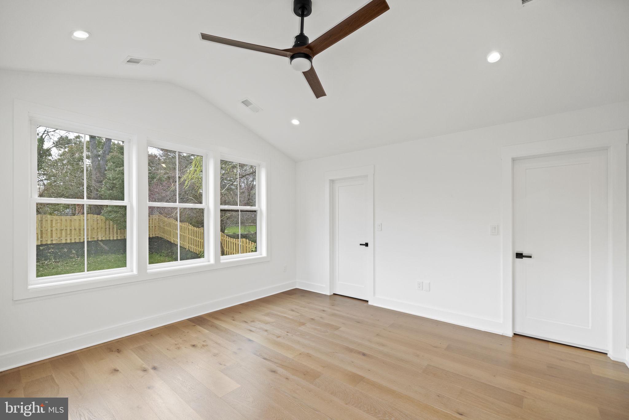 BRADDOCK HEIGHTS - Residential