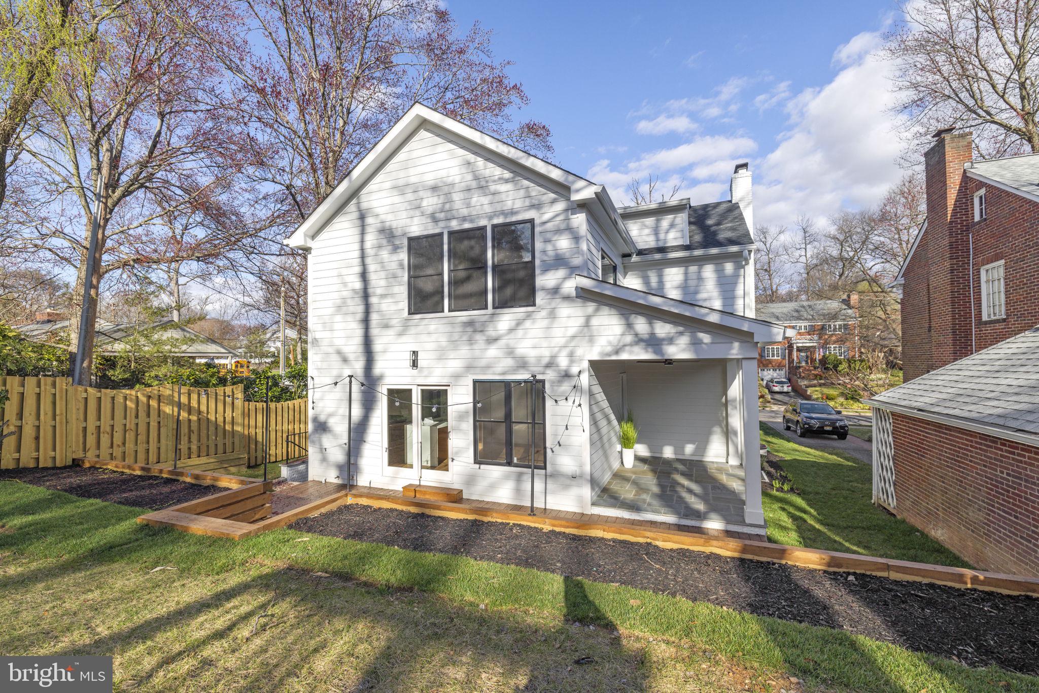 BRADDOCK HEIGHTS - Residential