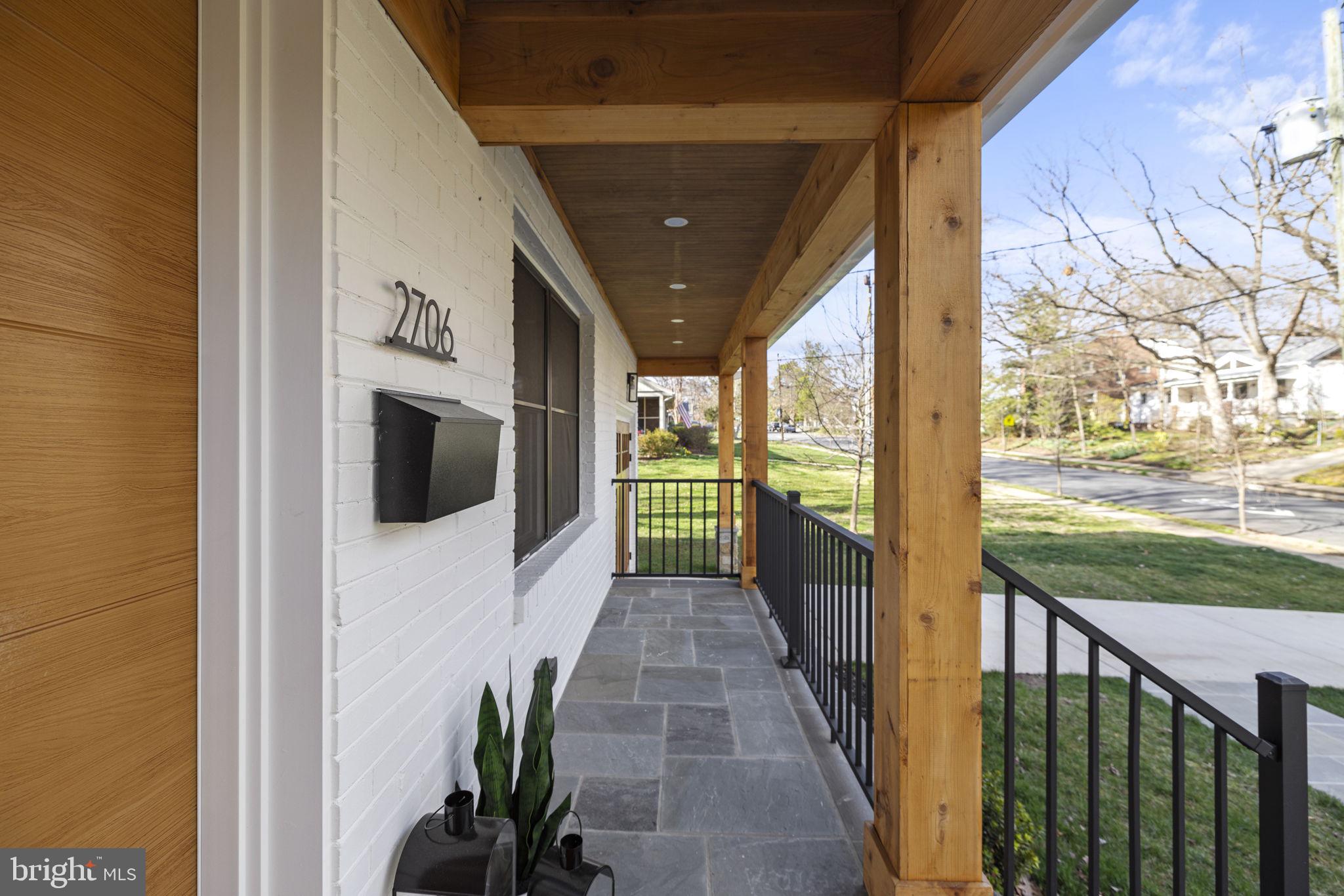 BRADDOCK HEIGHTS - Residential