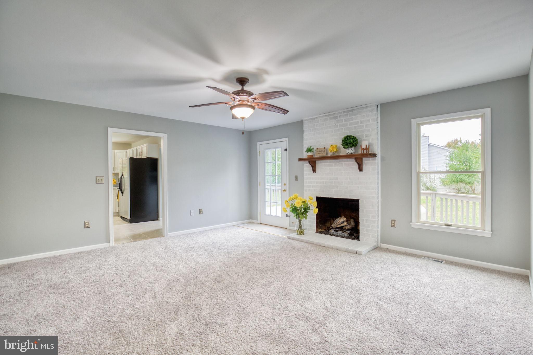 LAKE CAROLINE - Residential