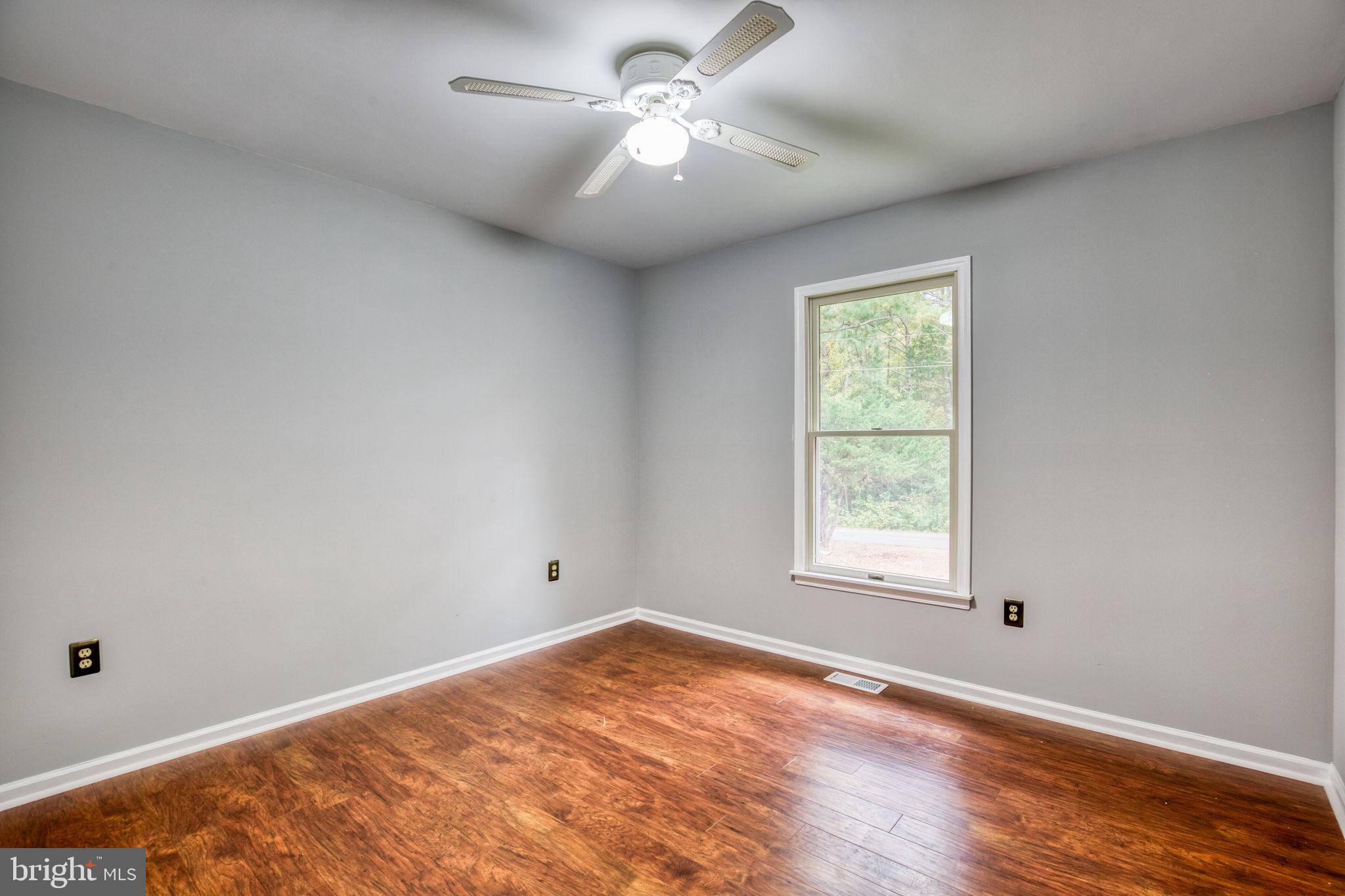 LAKE CAROLINE - Residential