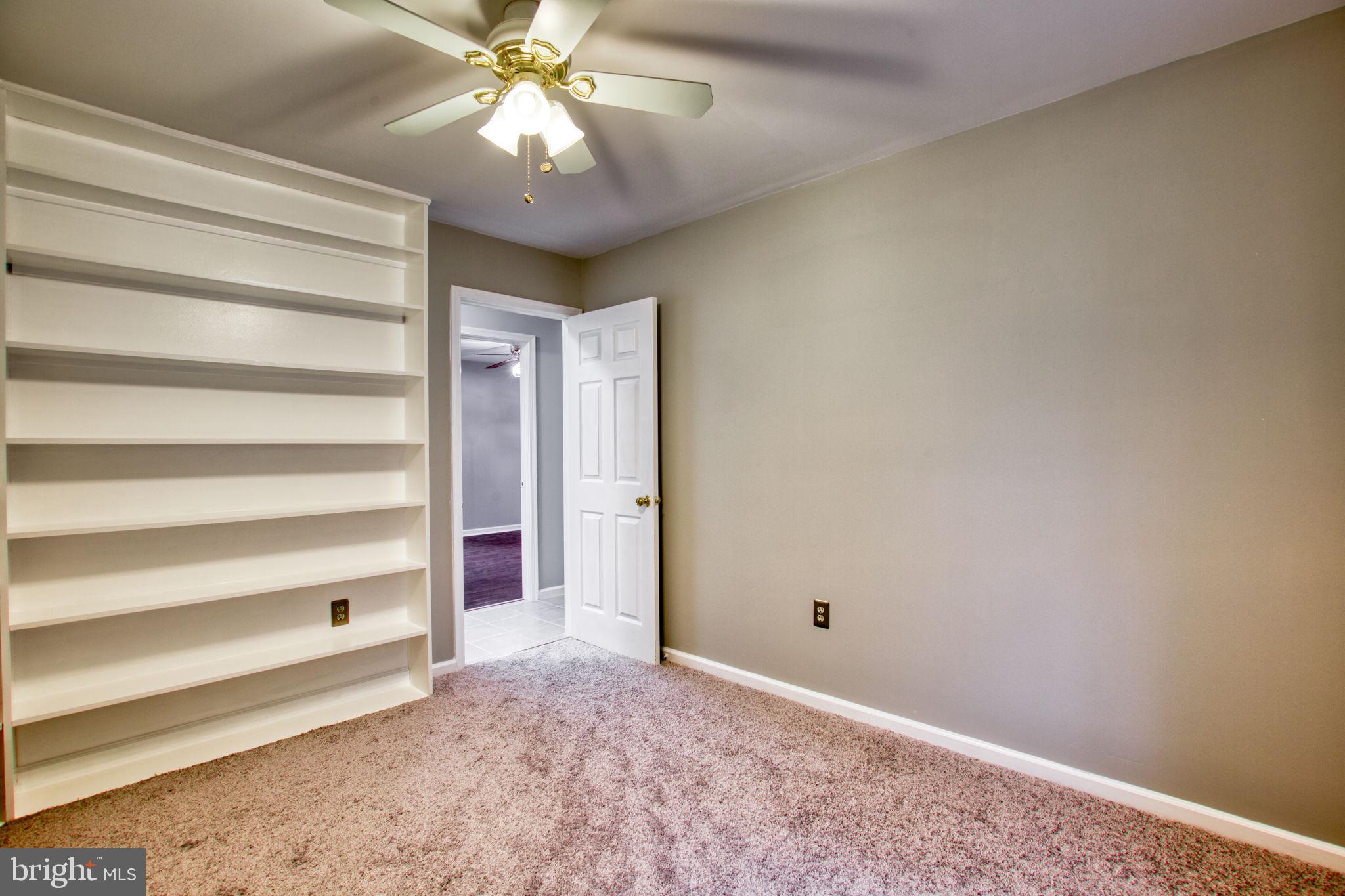 LAKE CAROLINE - Residential