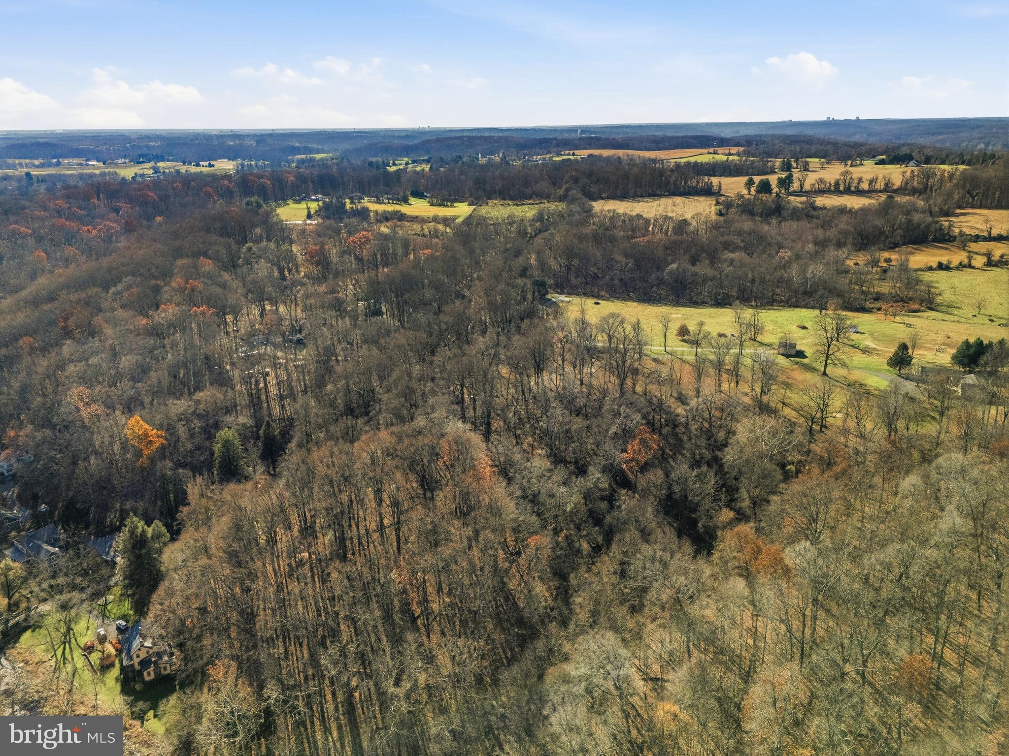 303 HILLRISE AVENUE PARCEL