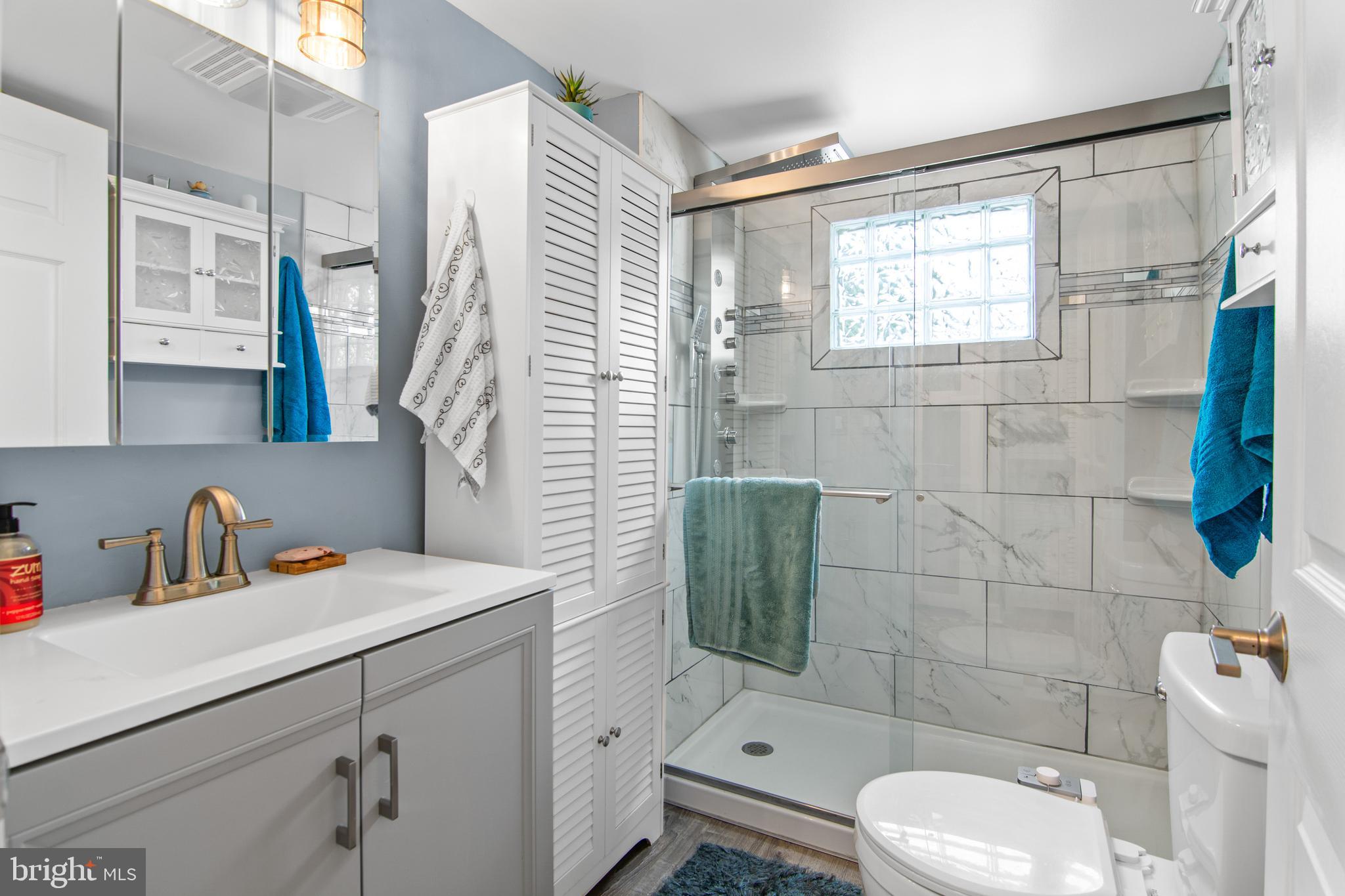 ABERDEEN HILLS - Residential