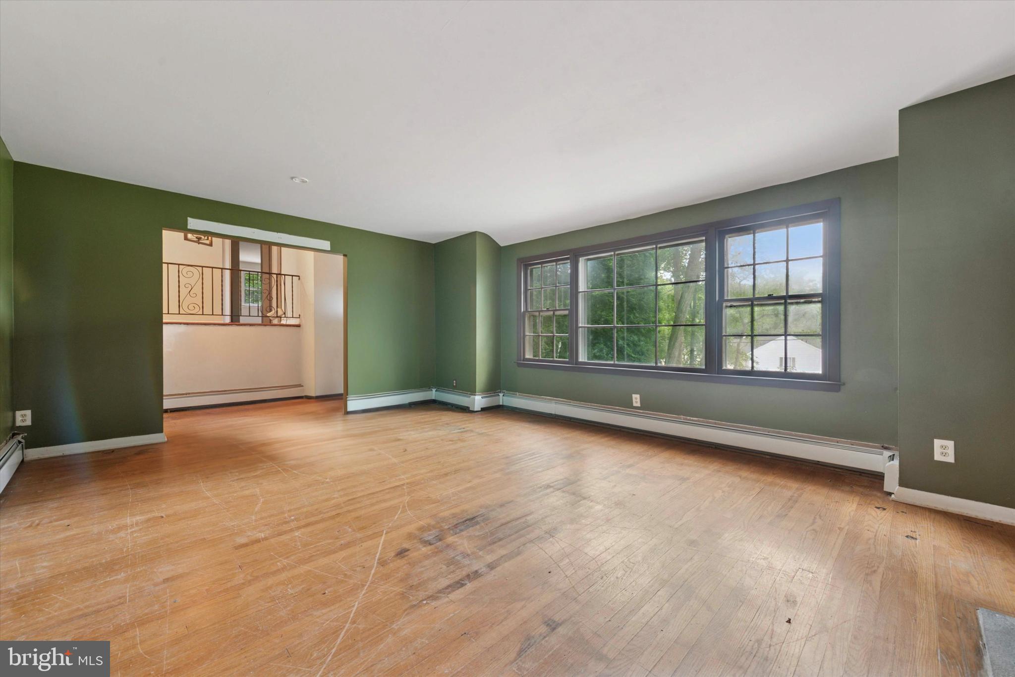 542 UPPER WEADLEY ROAD