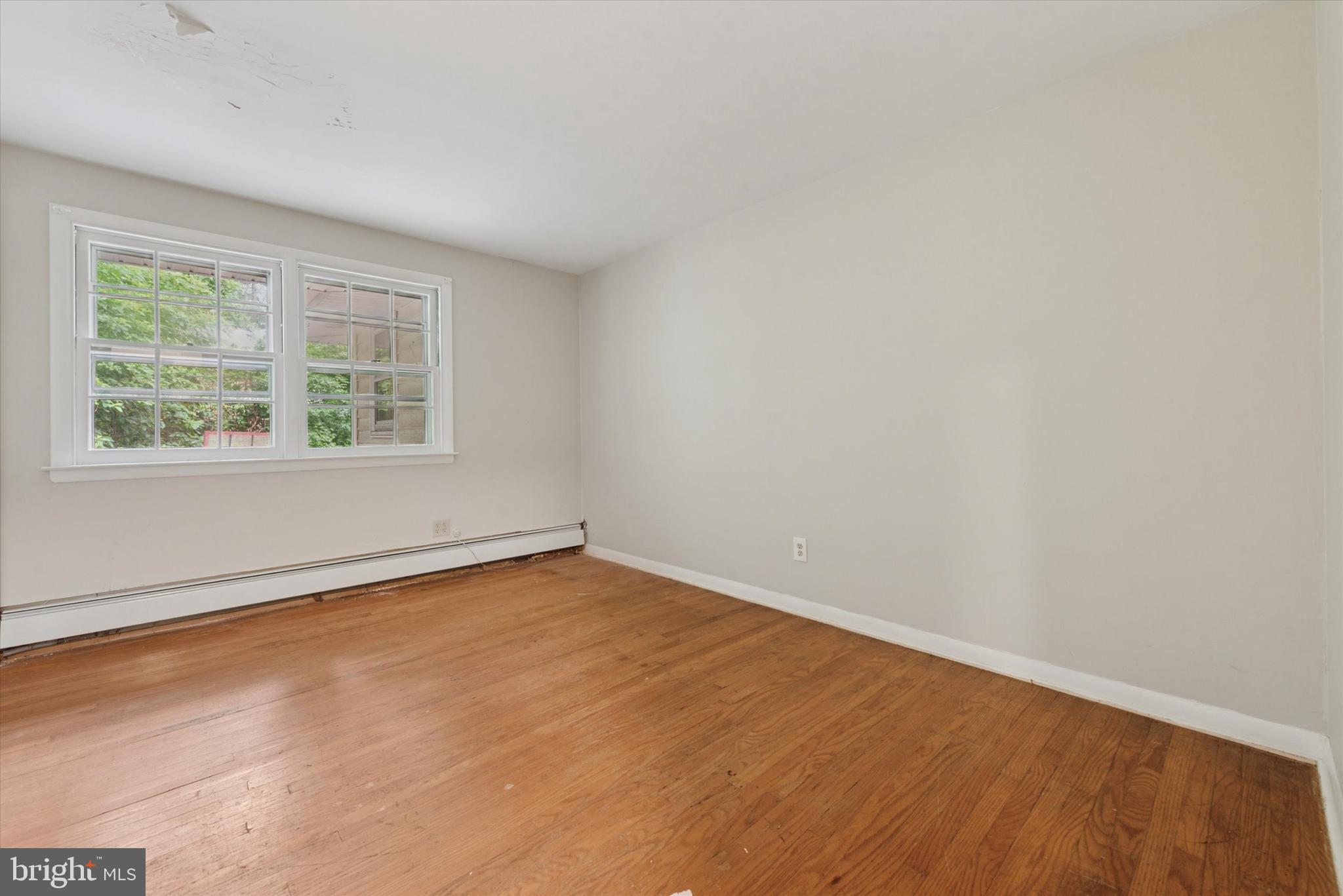 STRAFFORD VILLAGE - Residential