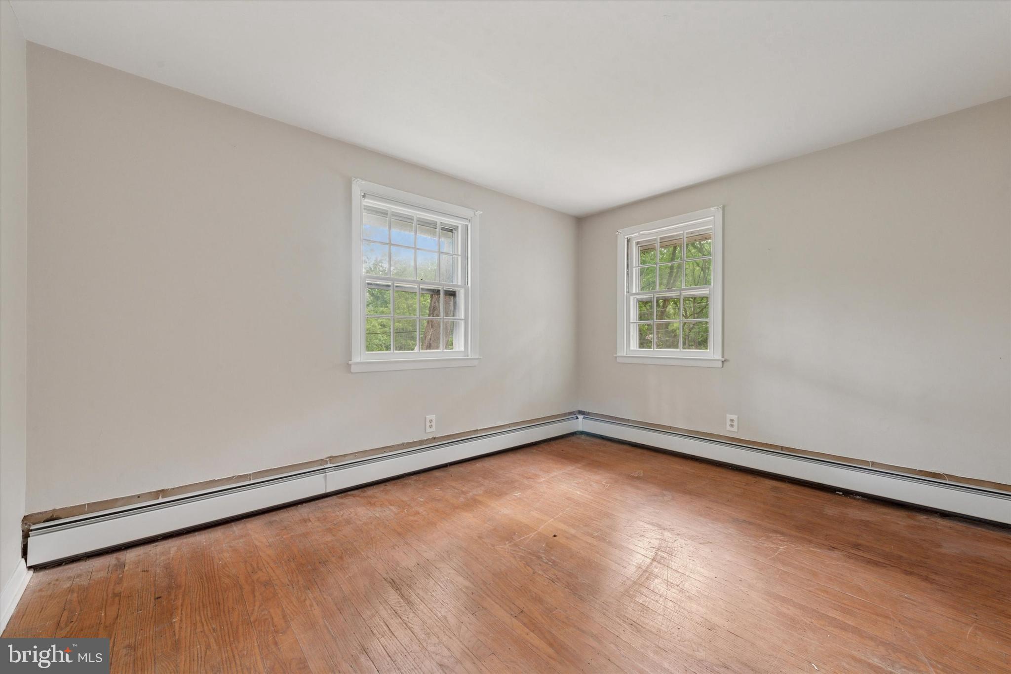 STRAFFORD VILLAGE - Residential