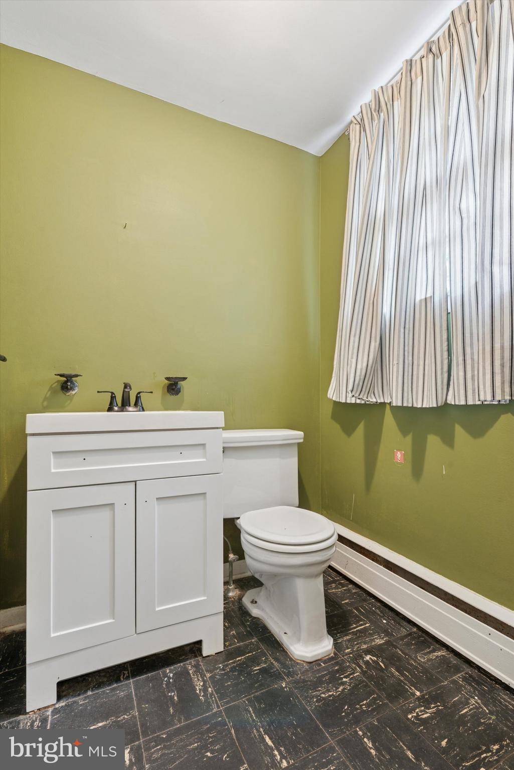 STRAFFORD VILLAGE - Residential