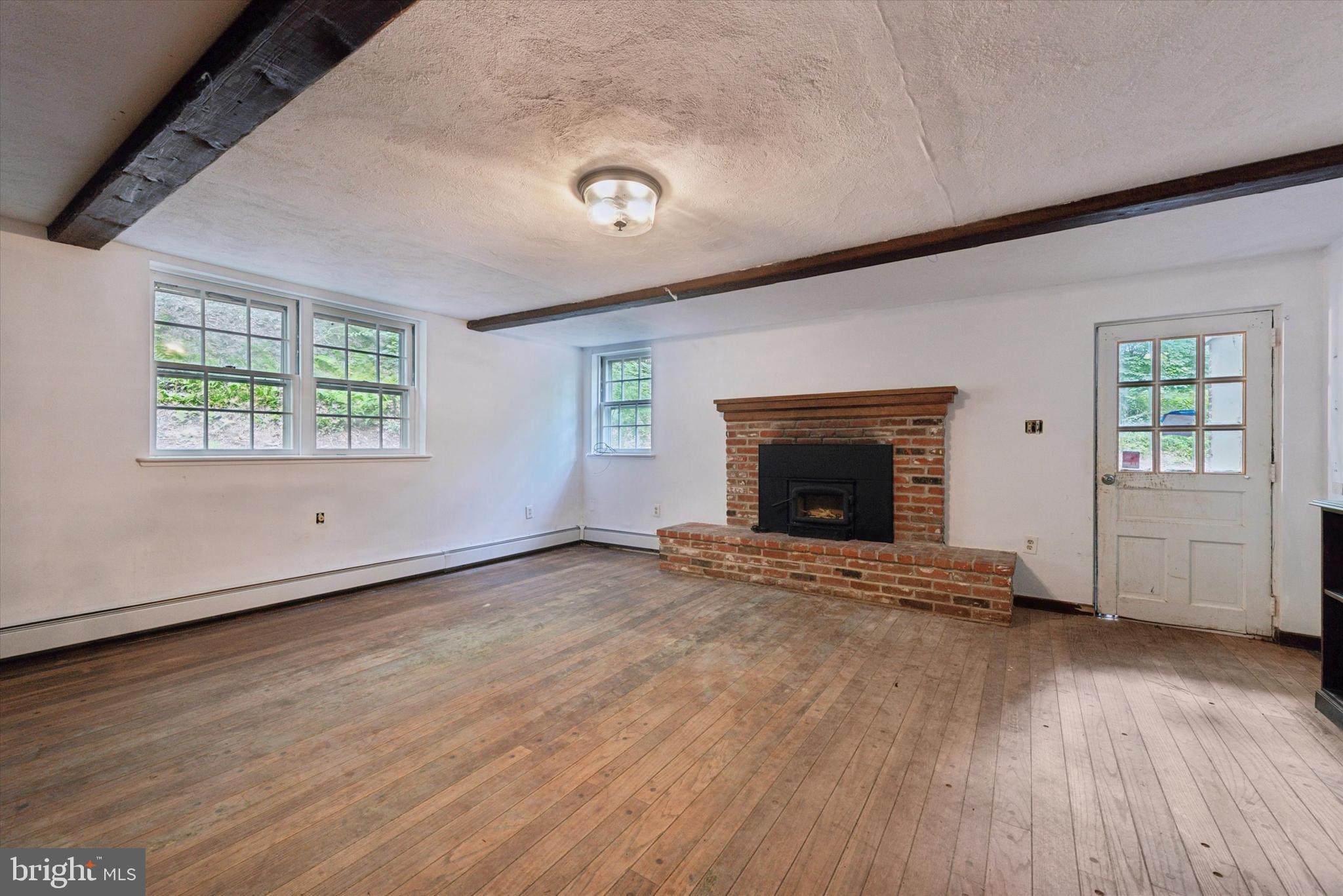 STRAFFORD VILLAGE - Residential