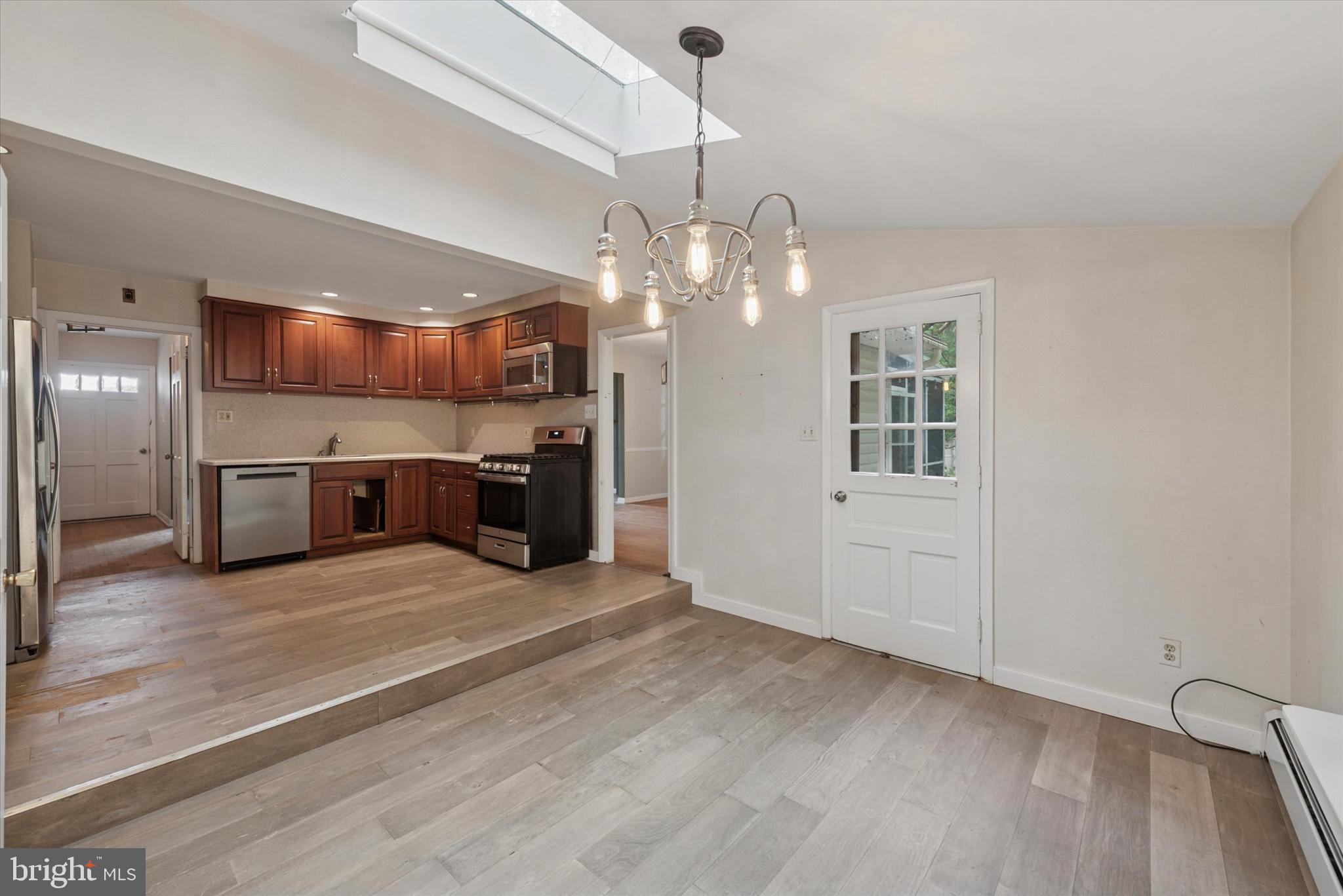 STRAFFORD VILLAGE - Residential