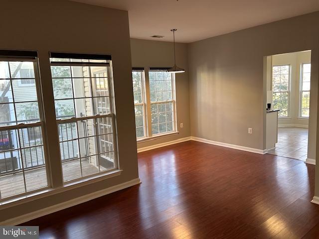 RANDOM HILLS - Residential Lease