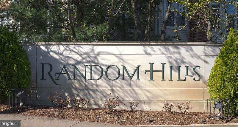 RANDOM HILLS - Residential Lease