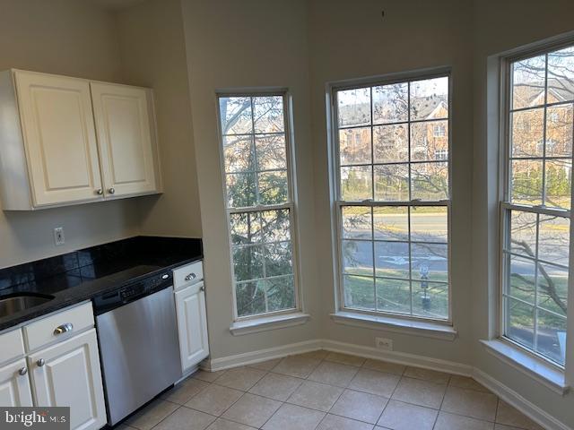 RANDOM HILLS - Residential Lease