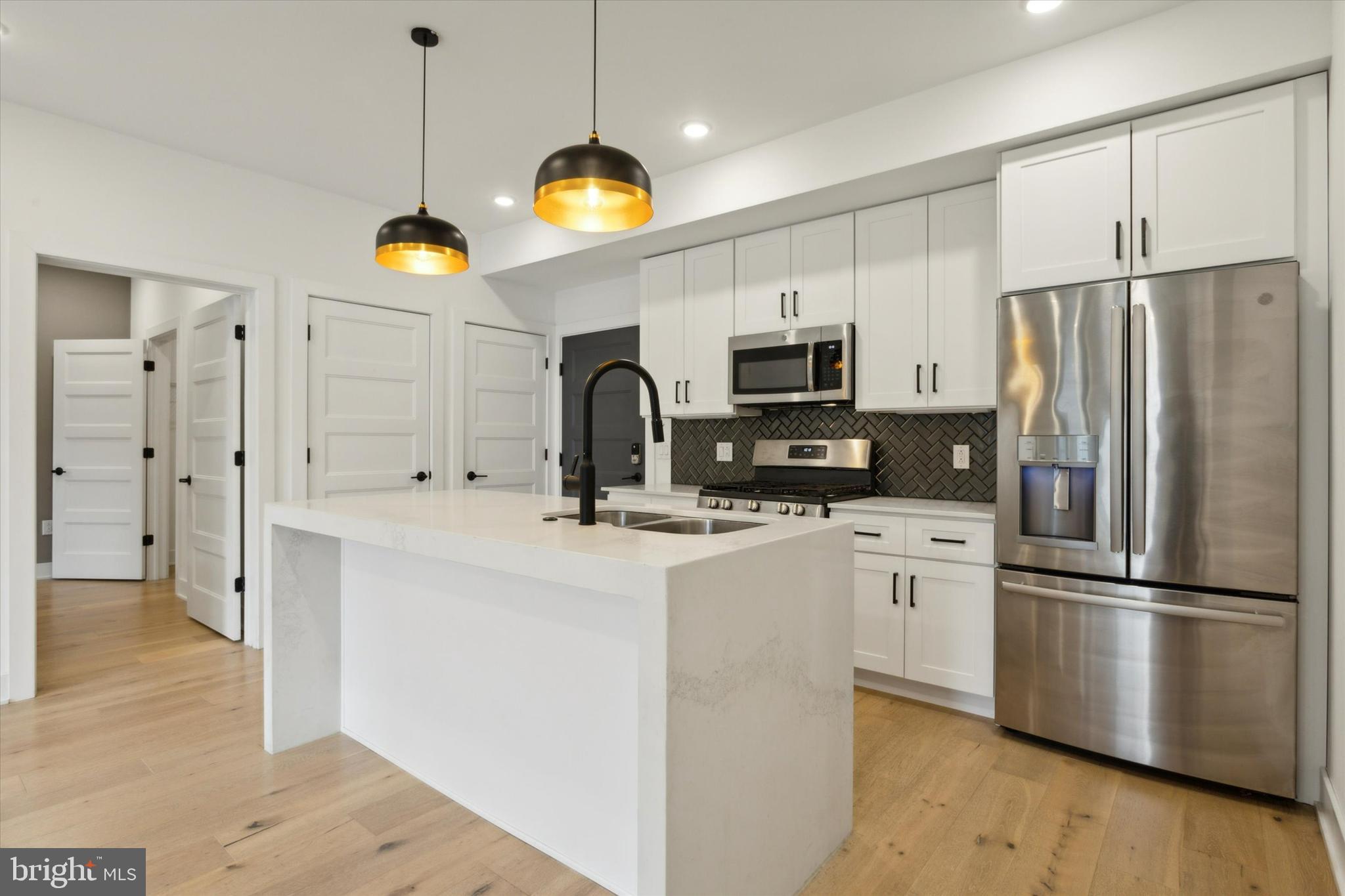 FISHTOWN - Residential Lease