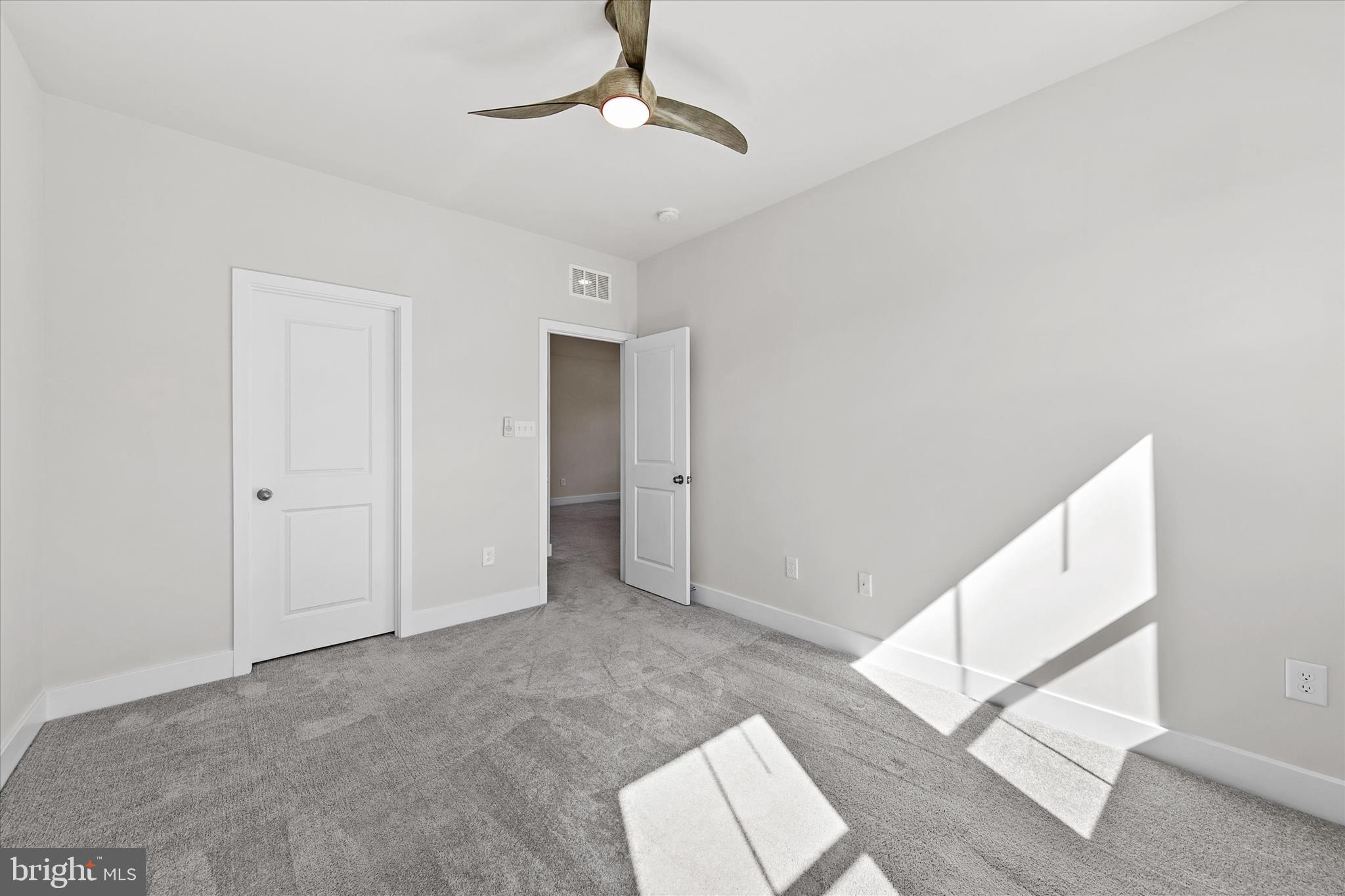 MILOS HAVEN - Residential