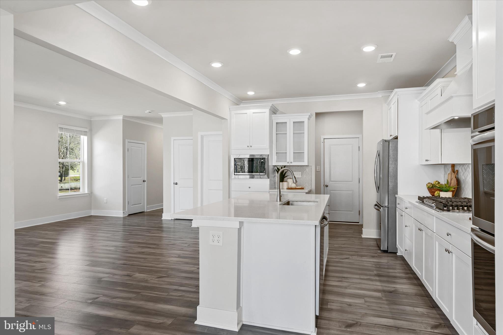 MILOS HAVEN - Residential