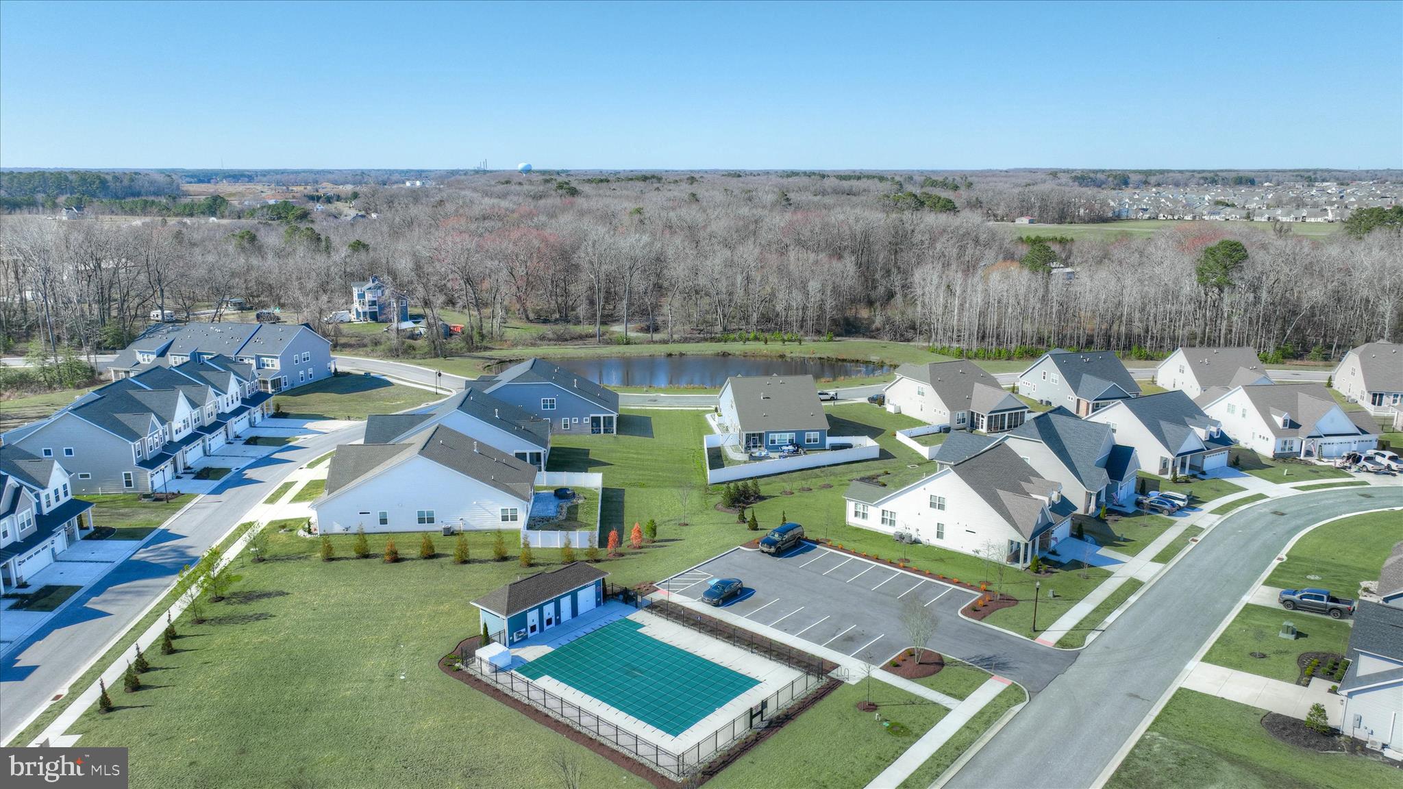 MILOS HAVEN - Residential