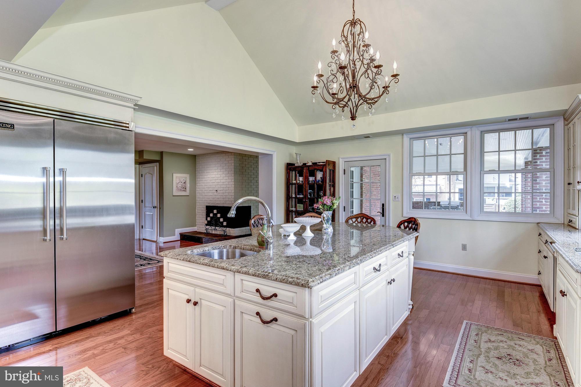 MANOR PARK - Residential