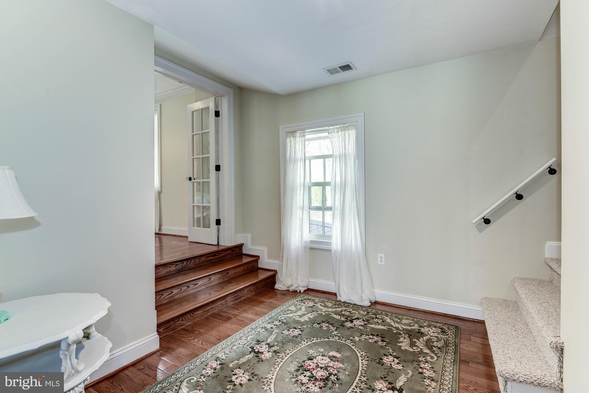 MANOR PARK - Residential