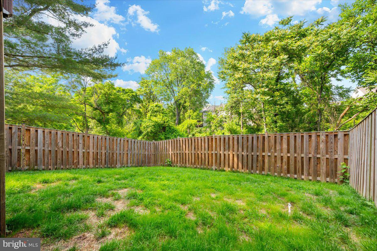 SPRING RIDGE - Residential