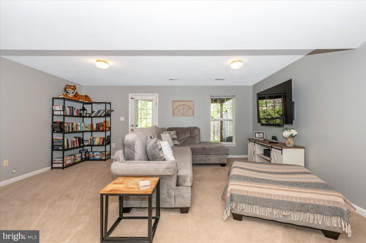 SPRING RIDGE - Residential