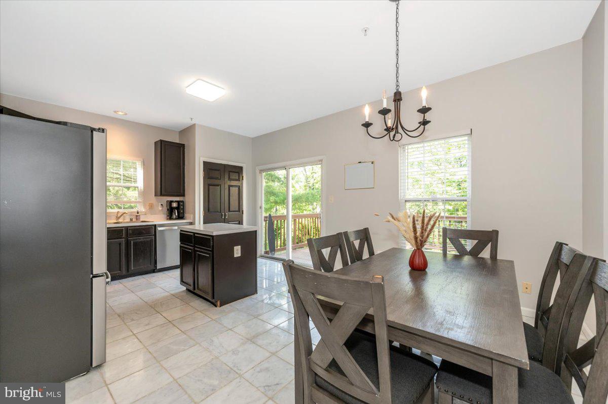 SPRING RIDGE - Residential