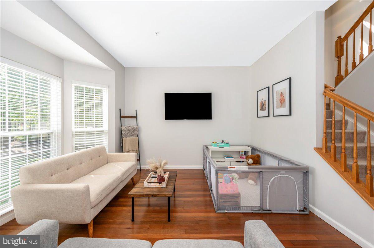 SPRING RIDGE - Residential