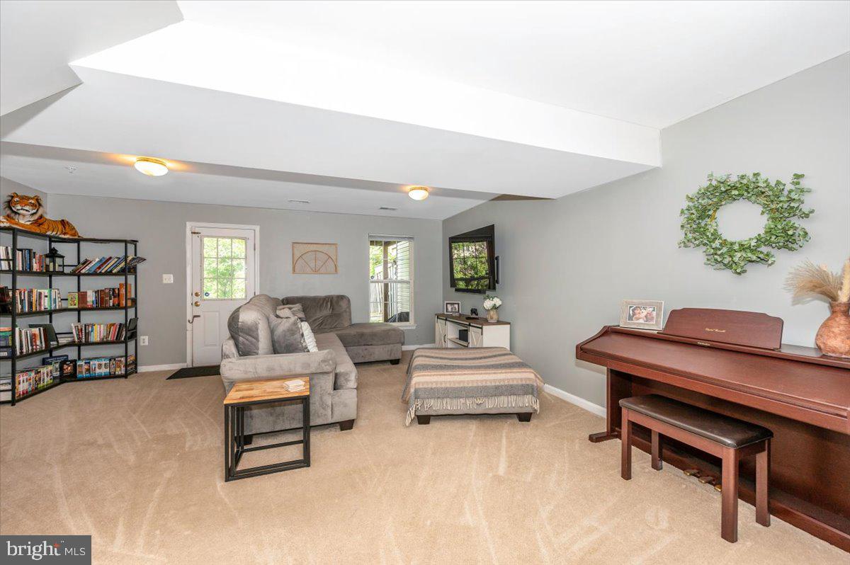 SPRING RIDGE - Residential