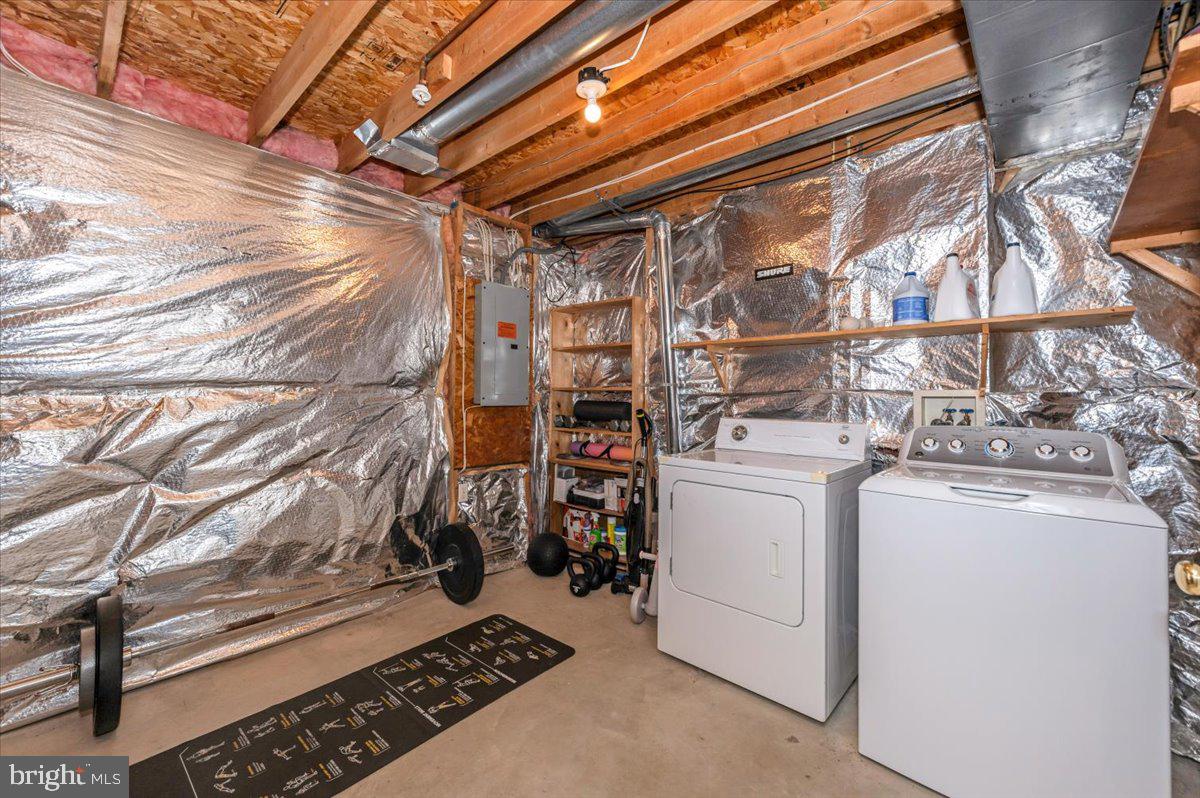 SPRING RIDGE - Residential