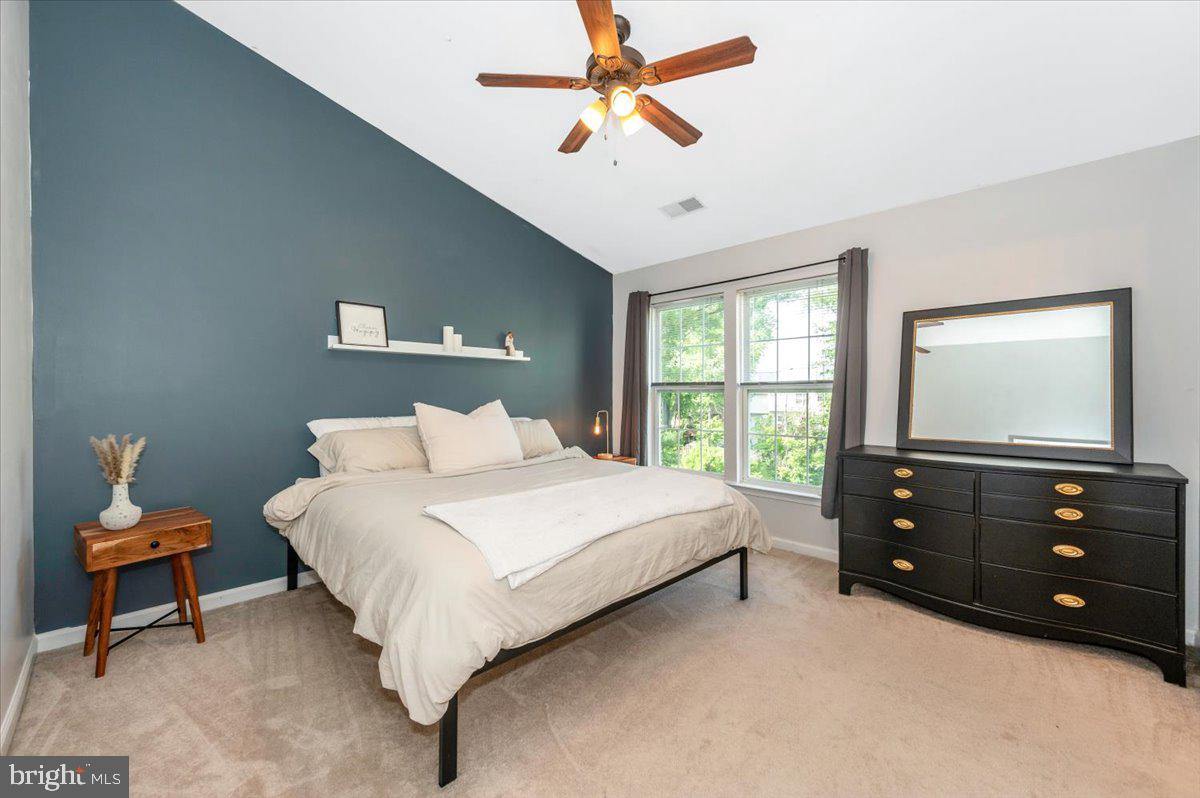 SPRING RIDGE - Residential