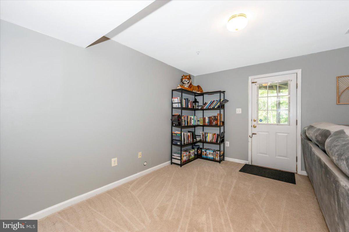 SPRING RIDGE - Residential