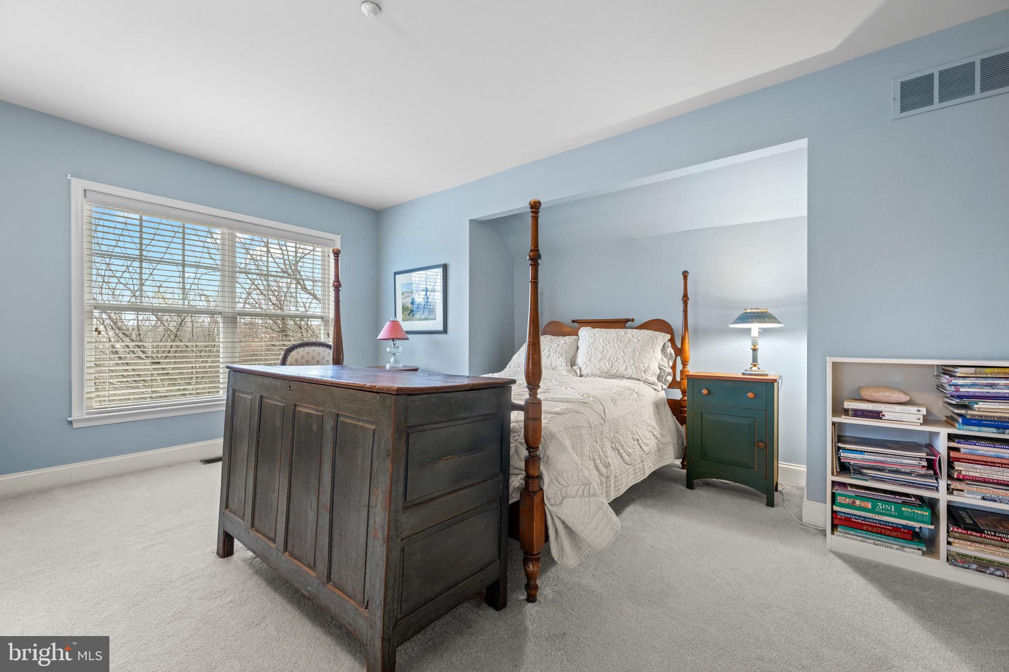 POTTERS POND - Residential