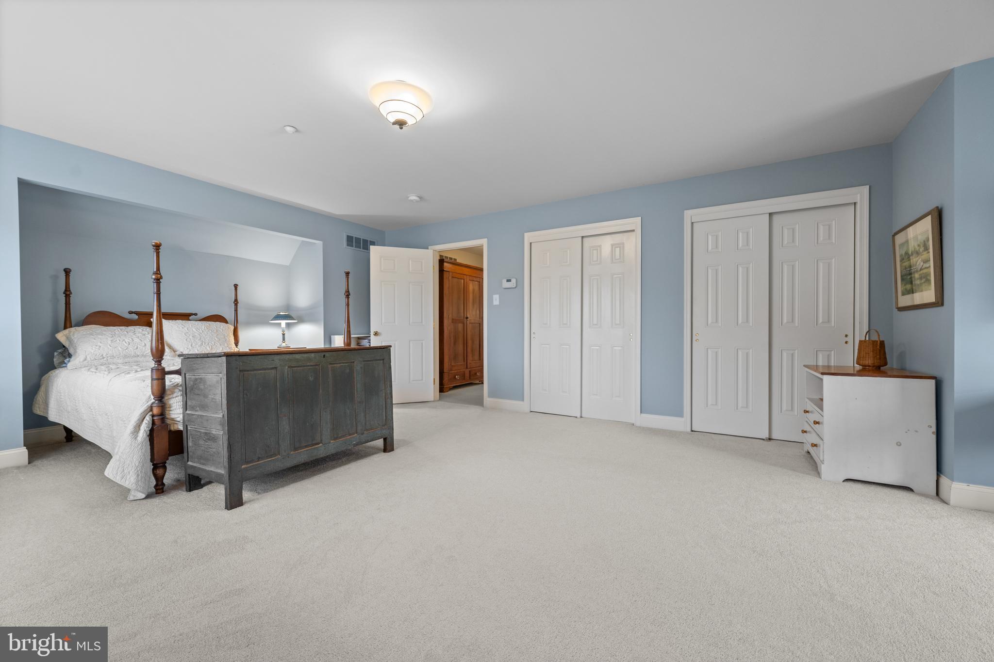 POTTERS POND - Residential