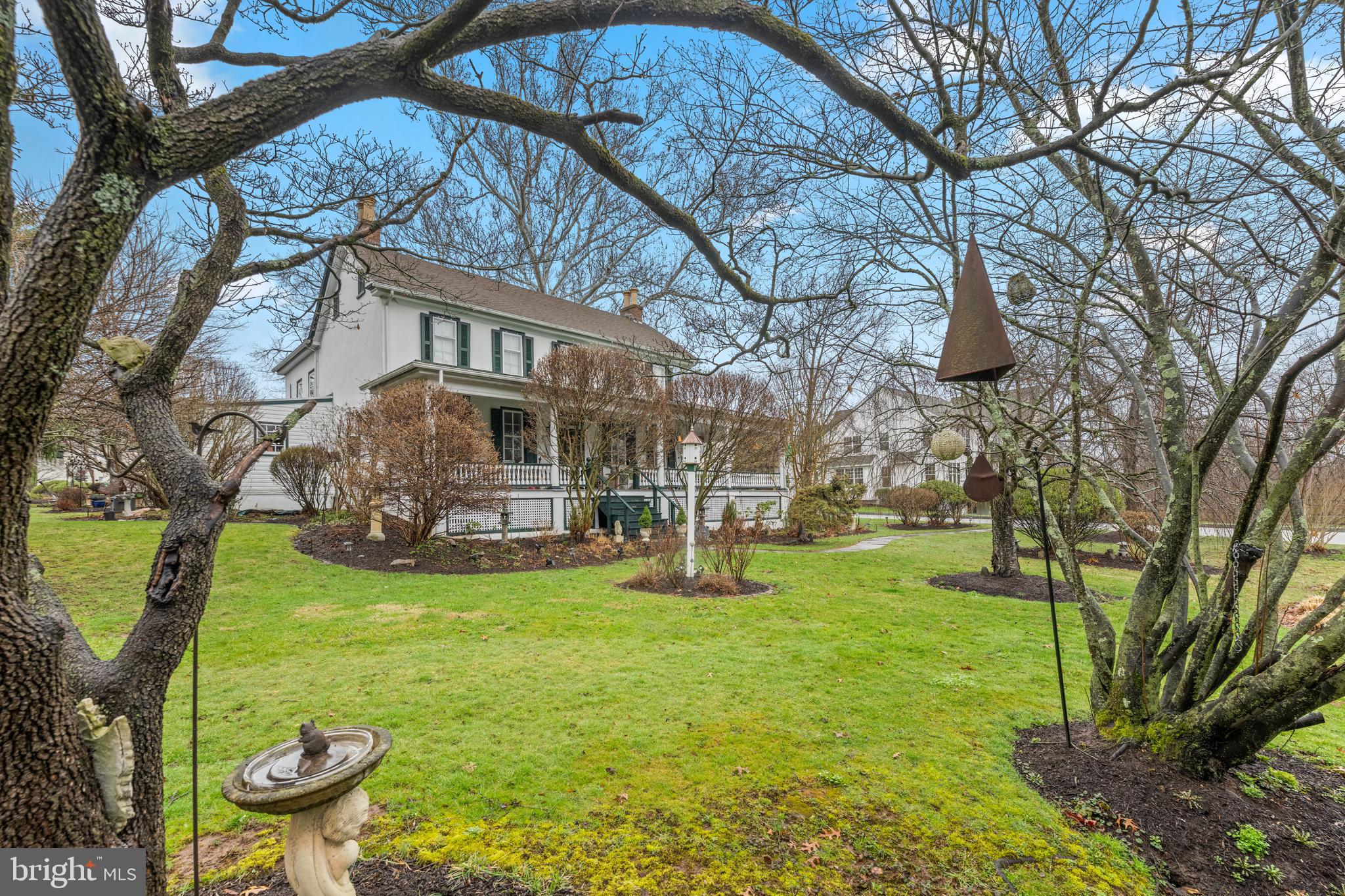 POTTERS POND - Residential