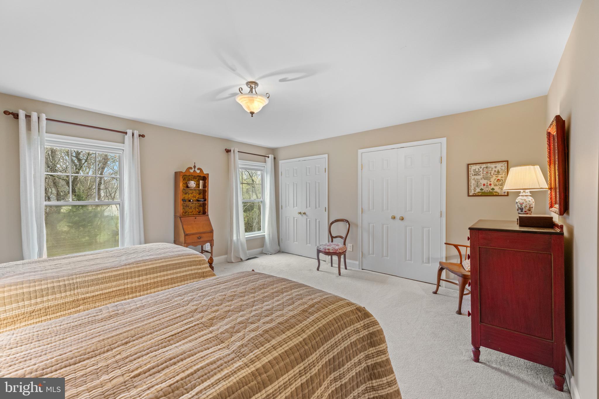 POTTERS POND - Residential