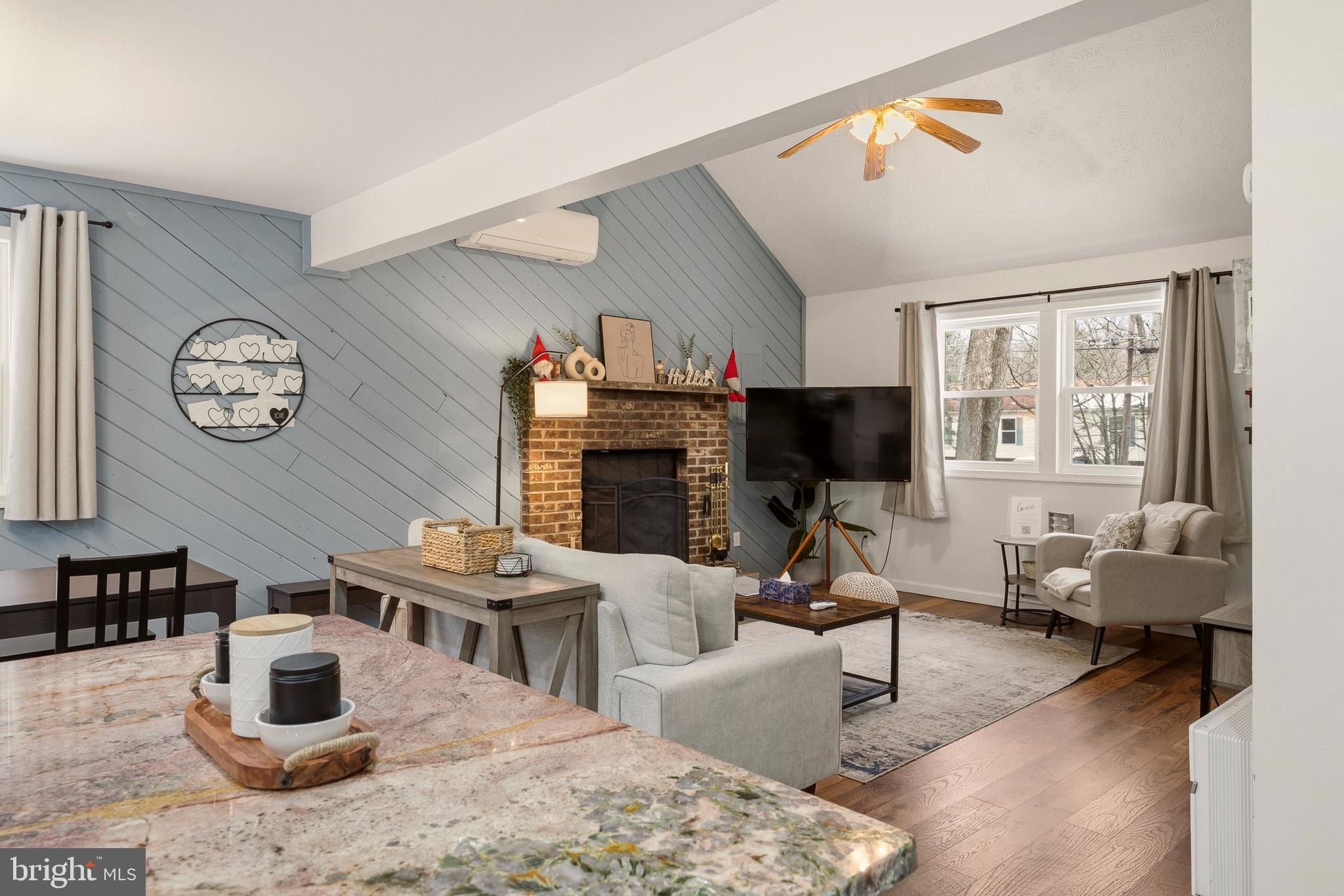 POCONO COUNTRY PLACE - Residential