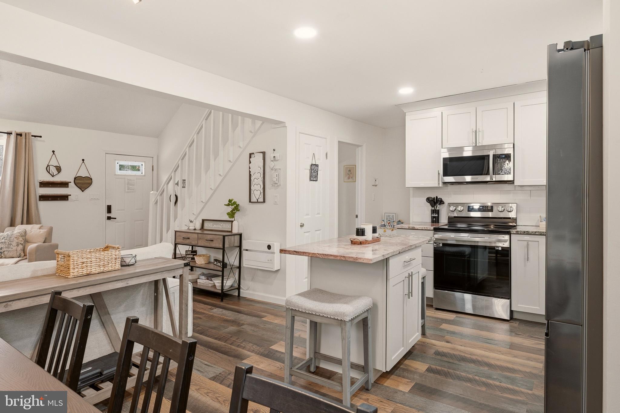 POCONO COUNTRY PLACE - Residential