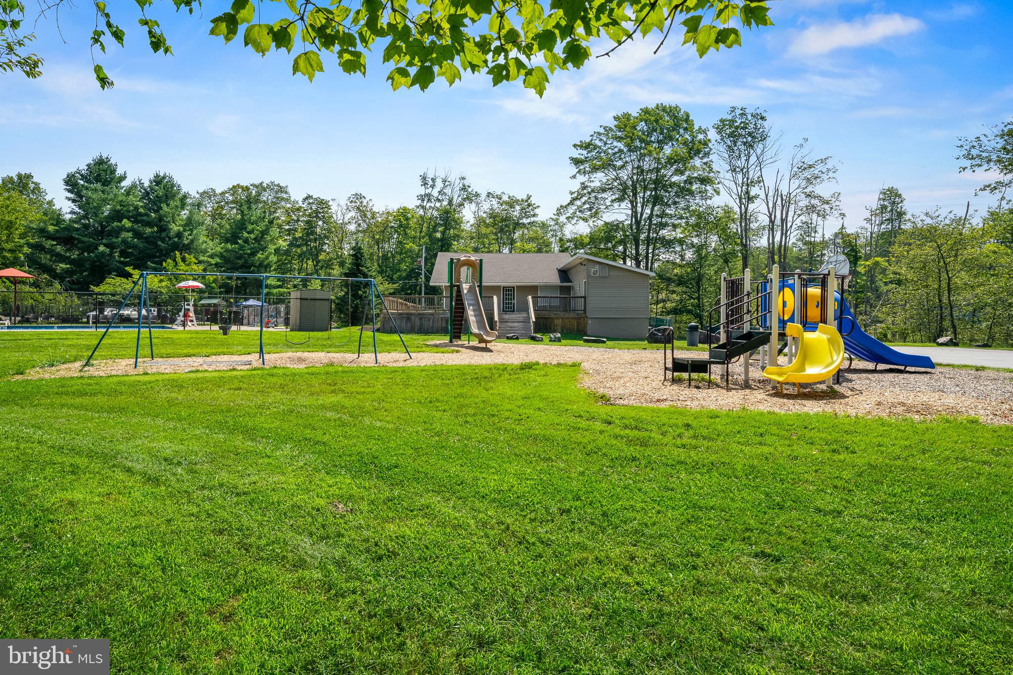 POCONO COUNTRY PLACE - Residential