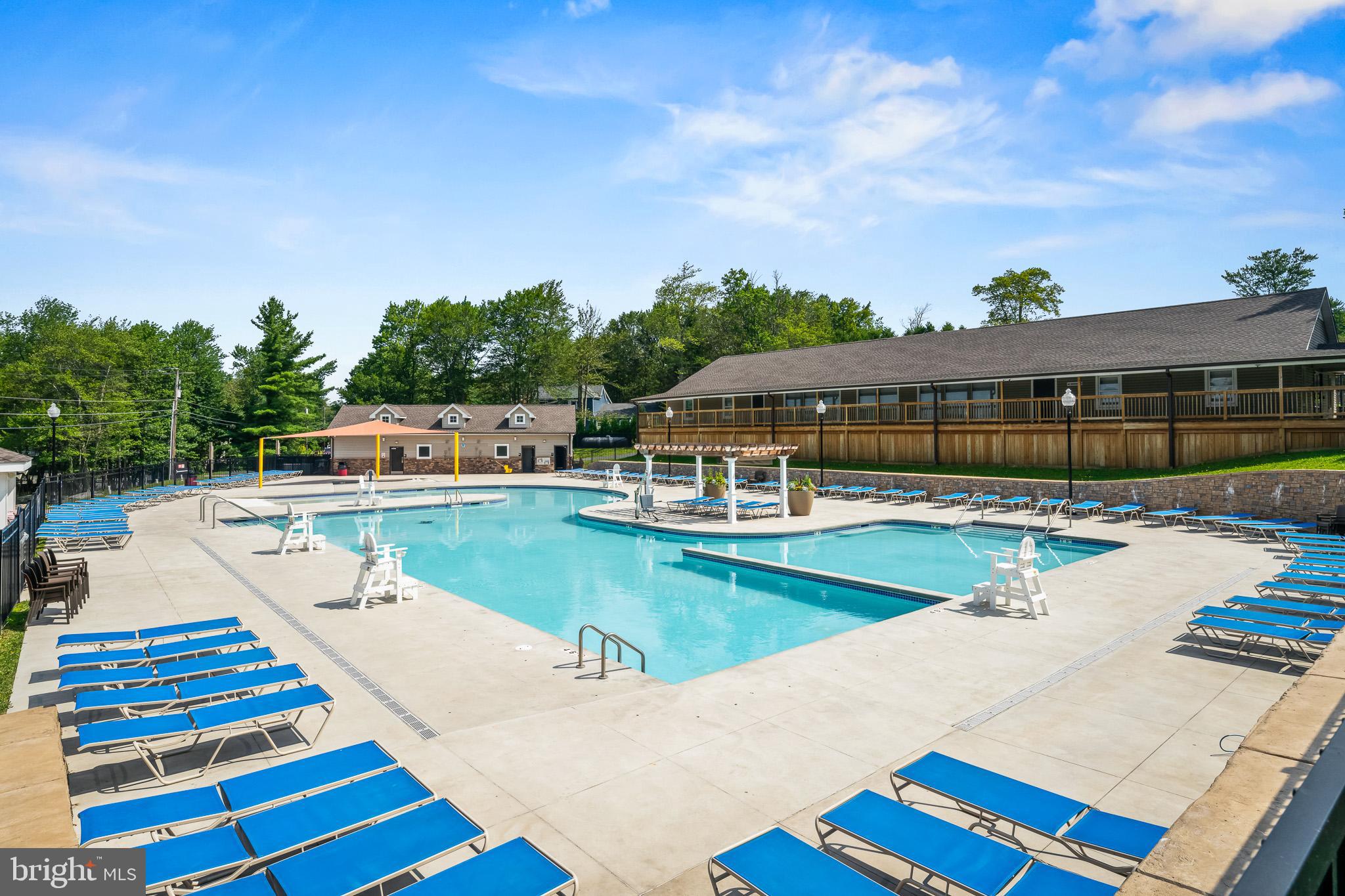 POCONO COUNTRY PLACE - Residential