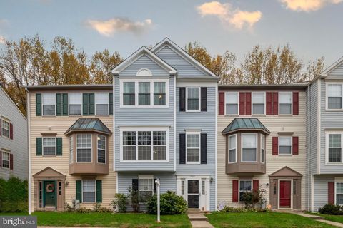 1523 ASHBURNHAM DRIVE CROFTON MD 21114