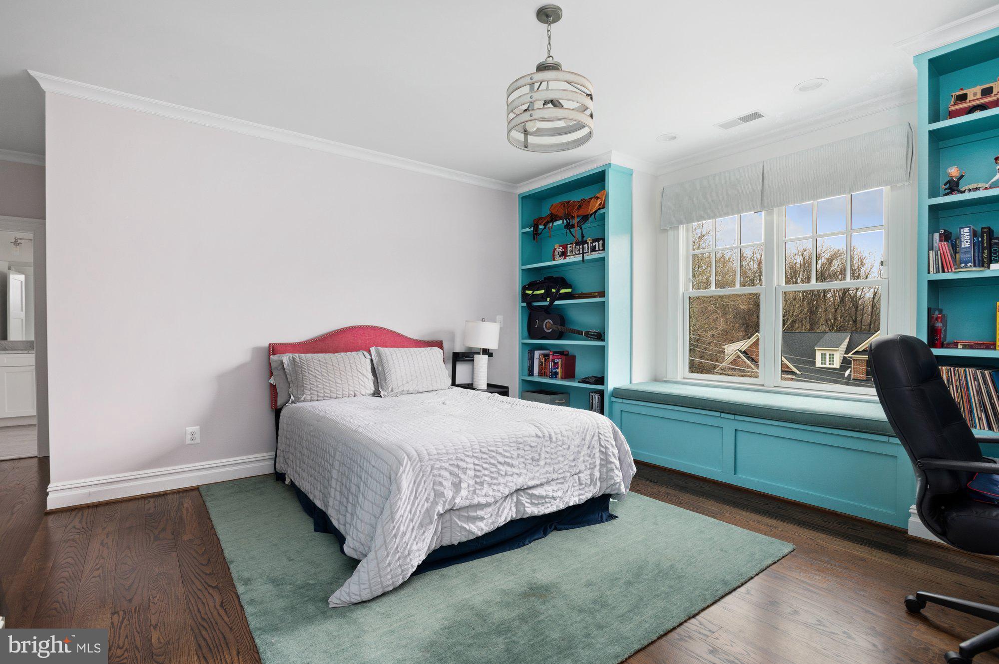 CHESTERBROOK ESTATES - Residential