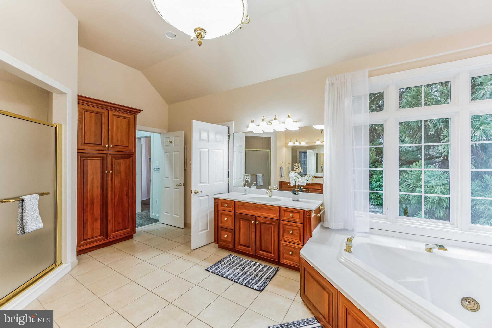 WINCHESTER - Residential