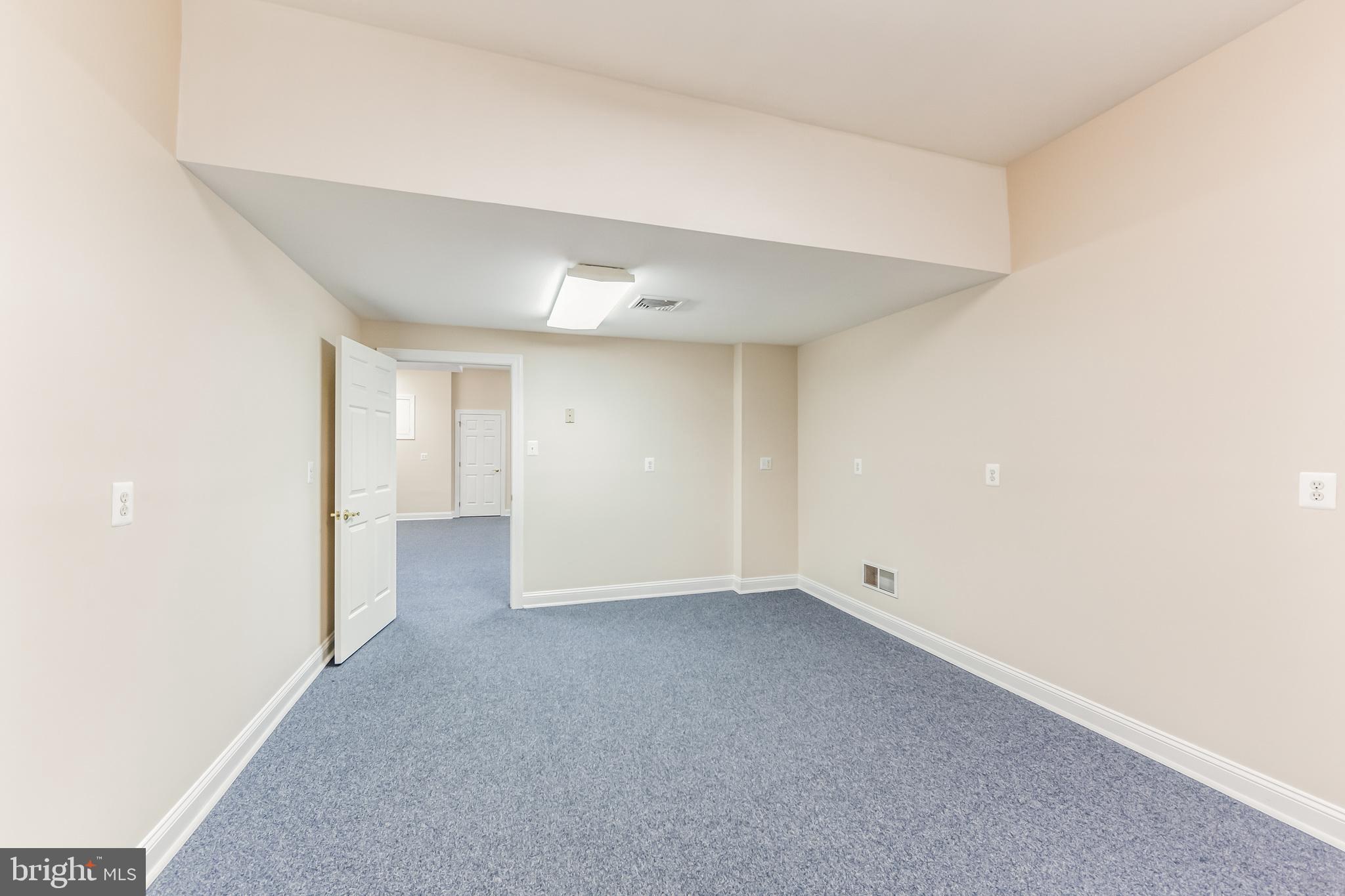 WINCHESTER - Residential