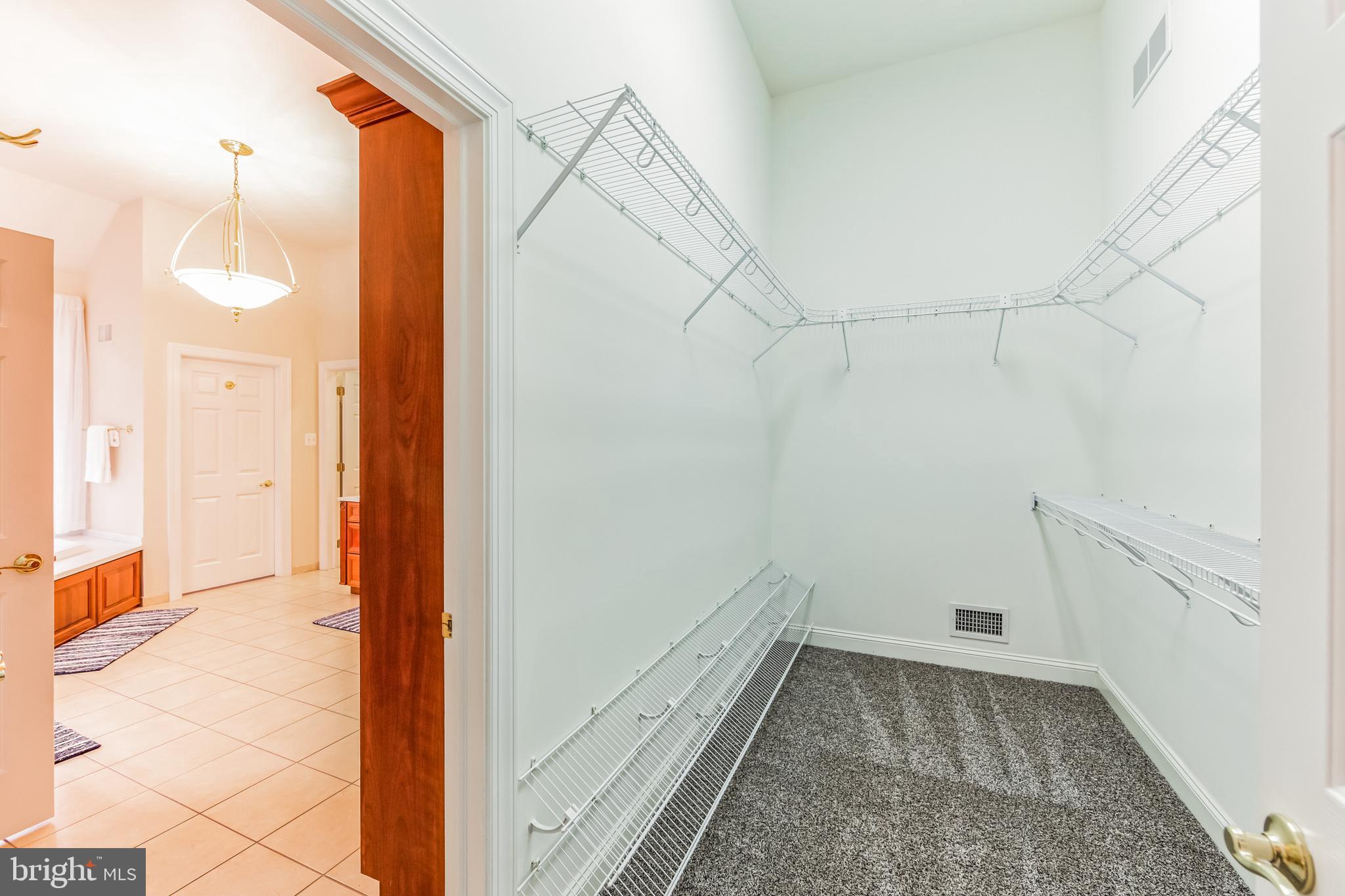 WINCHESTER - Residential