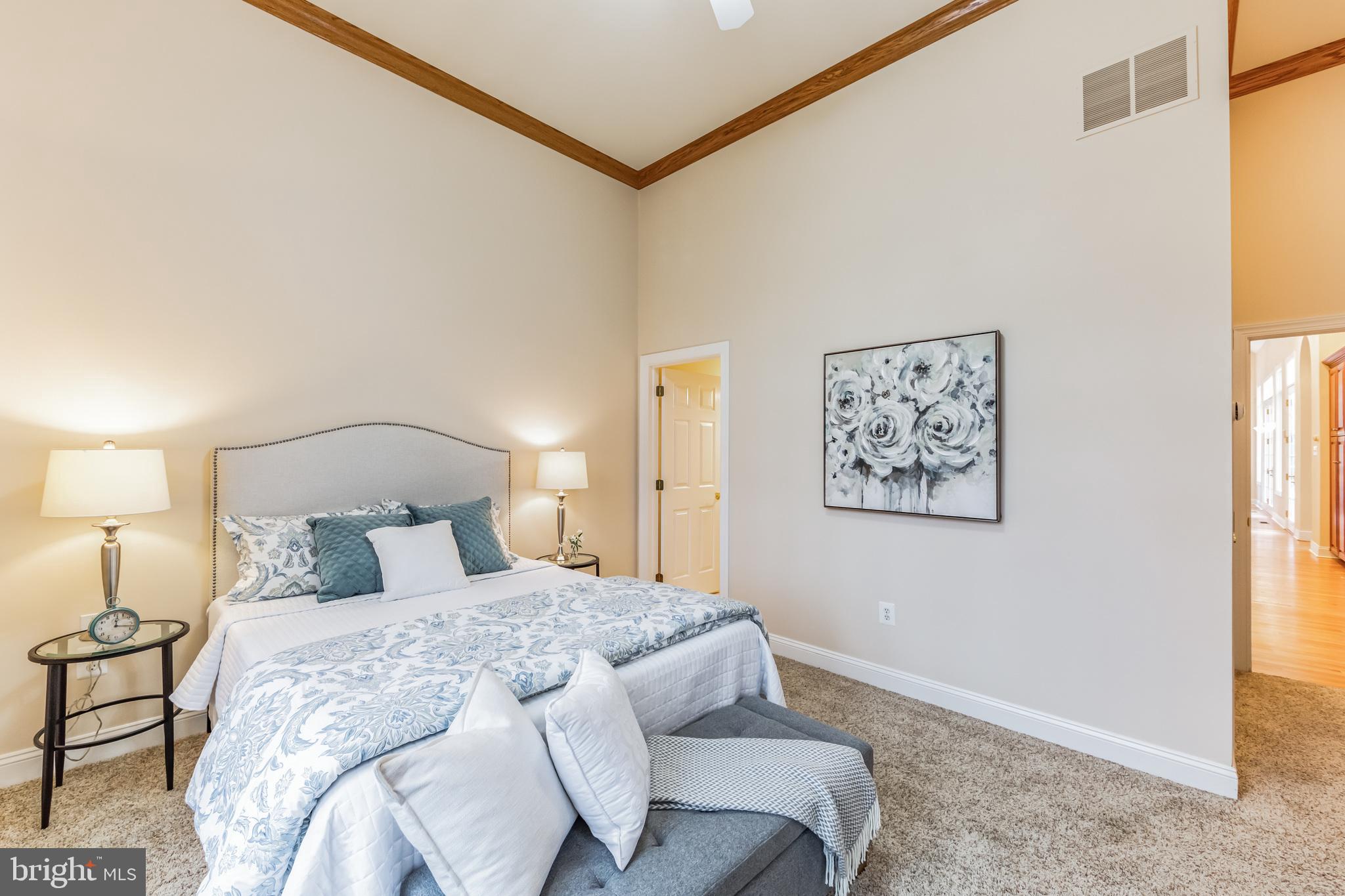 WINCHESTER - Residential