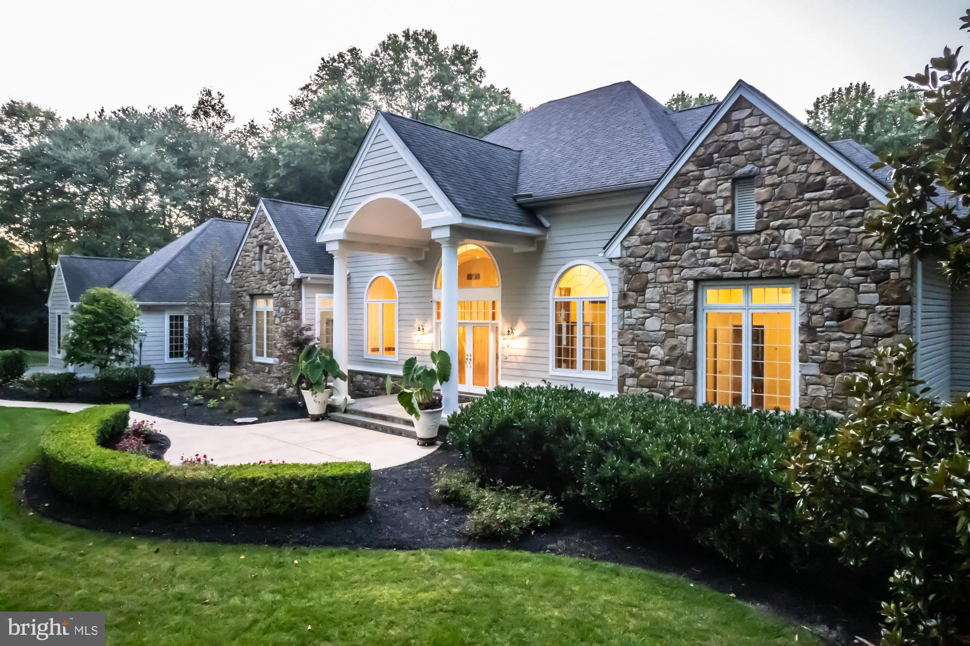 WINCHESTER - Residential