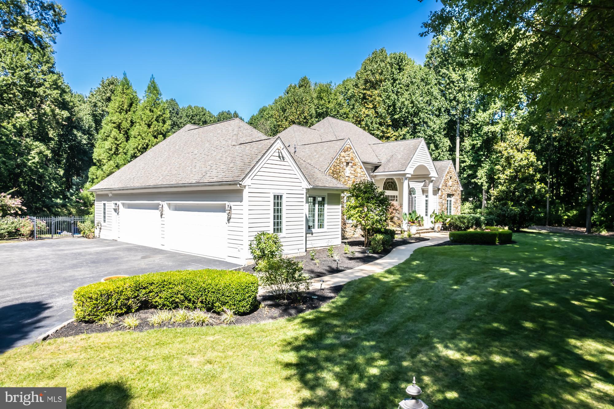 WINCHESTER - Residential