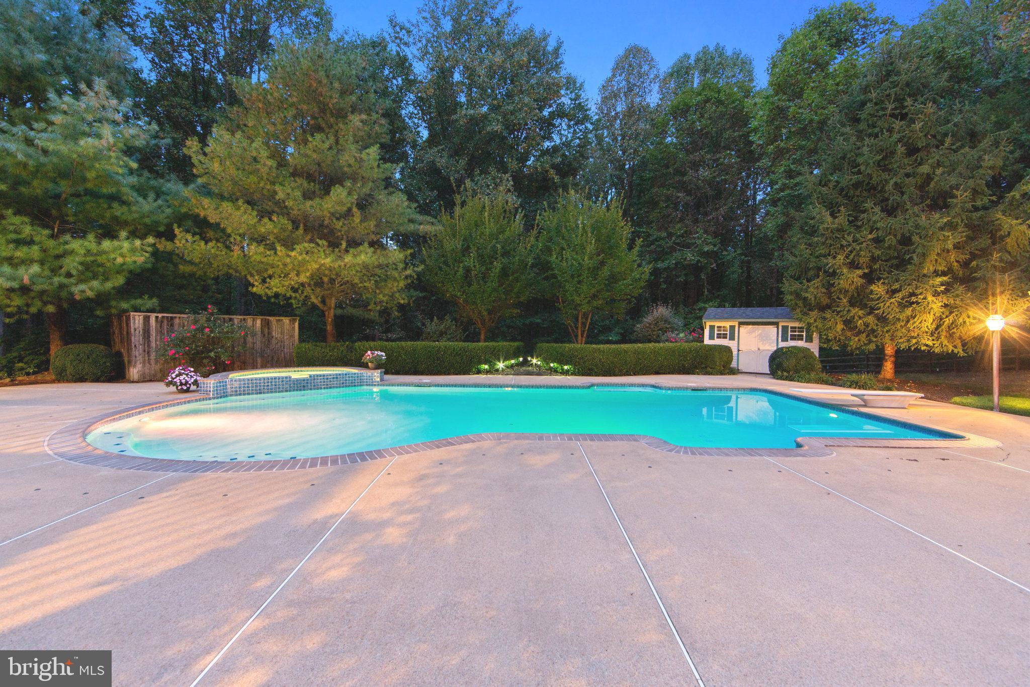 WINCHESTER - Residential