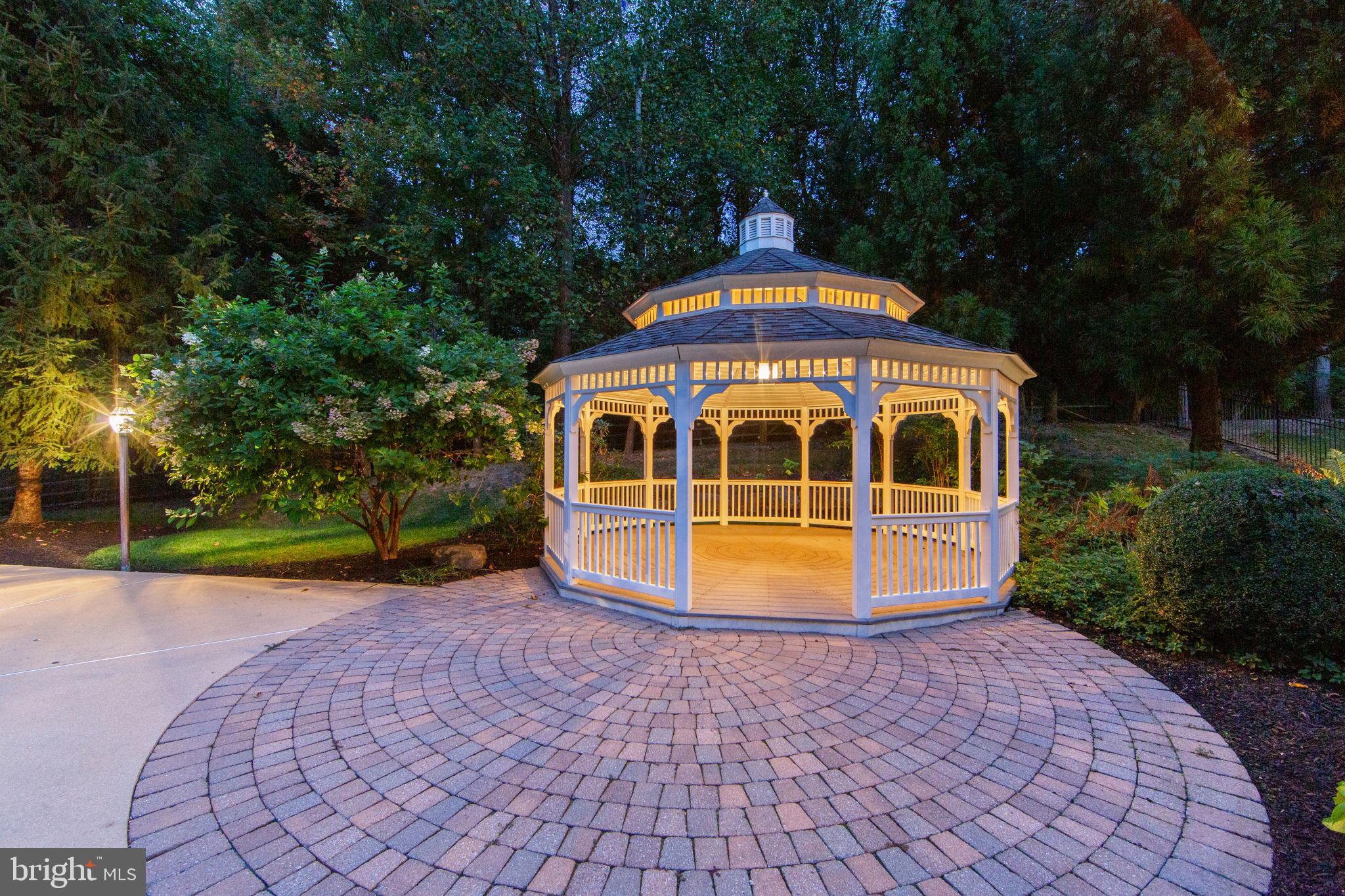 WINCHESTER - Residential