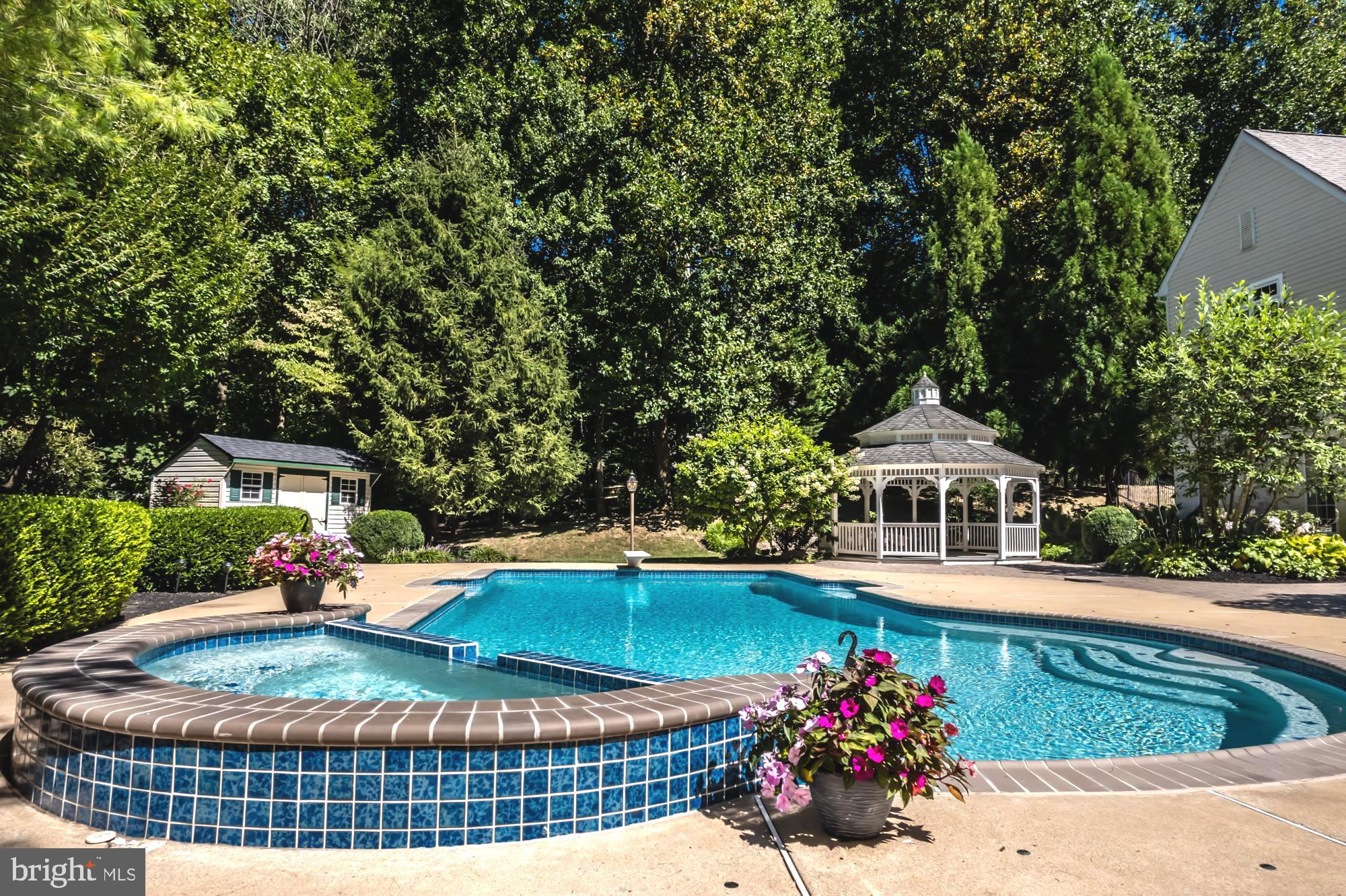 WINCHESTER - Residential